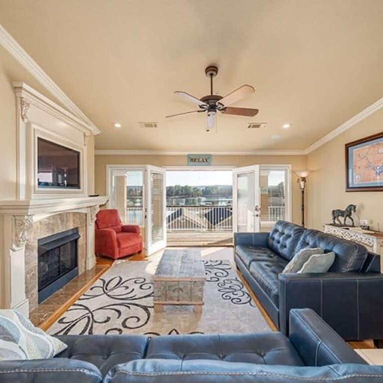 Views!! Luxury Condo W/Gourmet Kitchen, Breathtaking Views Lake Hamilton Ngoại thất bức ảnh