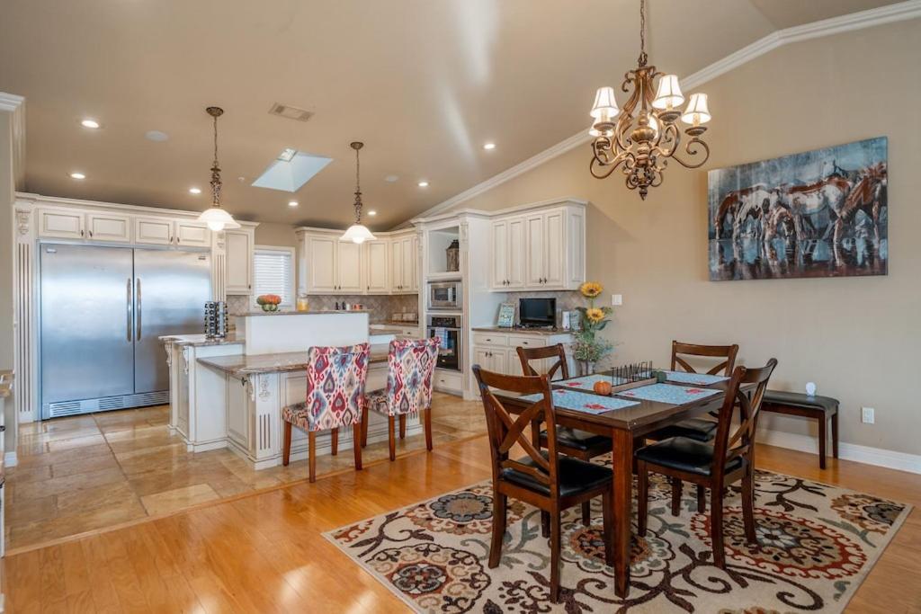 Views!! Luxury Condo W/Gourmet Kitchen, Breathtaking Views Lake Hamilton Ngoại thất bức ảnh